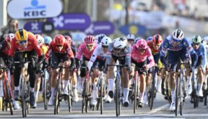 Omloop Het Nieuwsblad 2025